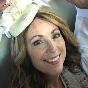 Meet your Posher, Debi